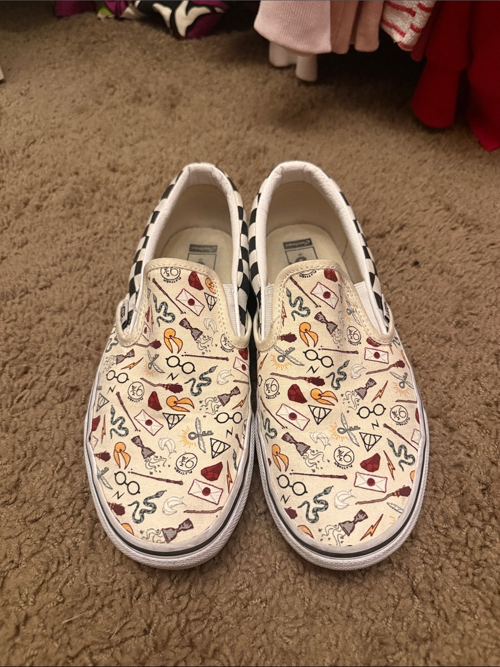 Vans x Harry Potter Slip-ons 7 men/8.5 women shoes
